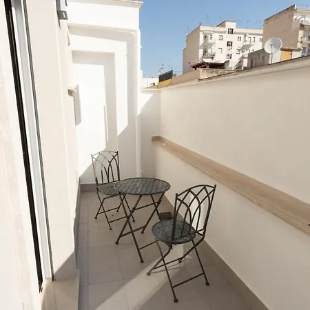 Bed & Breakfast Dimora Al Campanile 3*