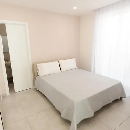 Dimora Al Campanile B&B