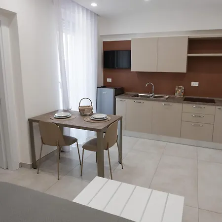 B&B Dimora Al Campanile 만프레도니아